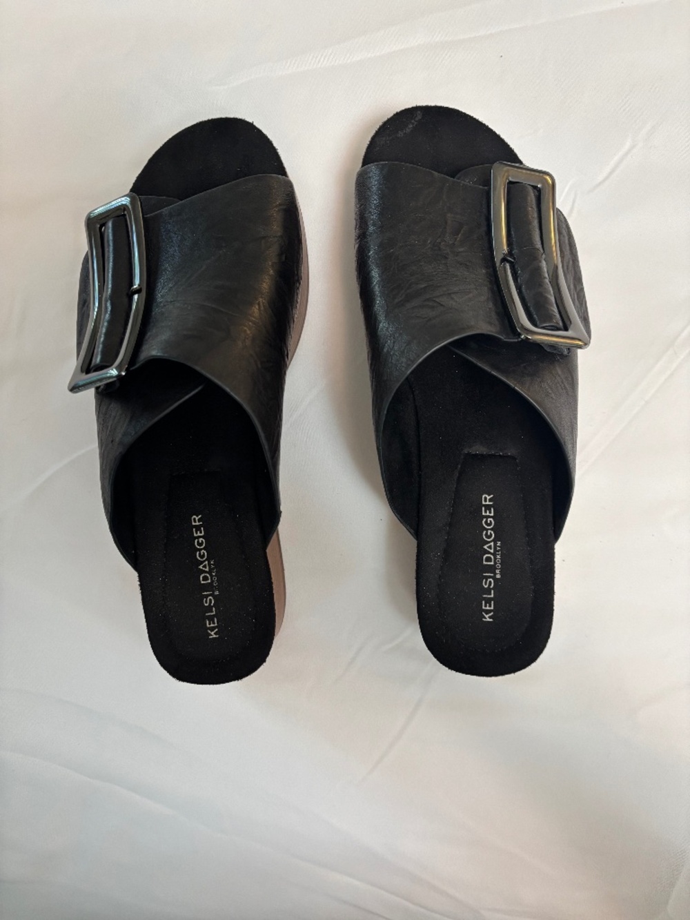 Kelsi Dagger black sandal